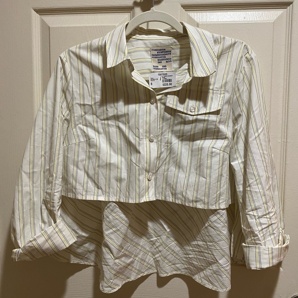 Cropped high low button down blouse